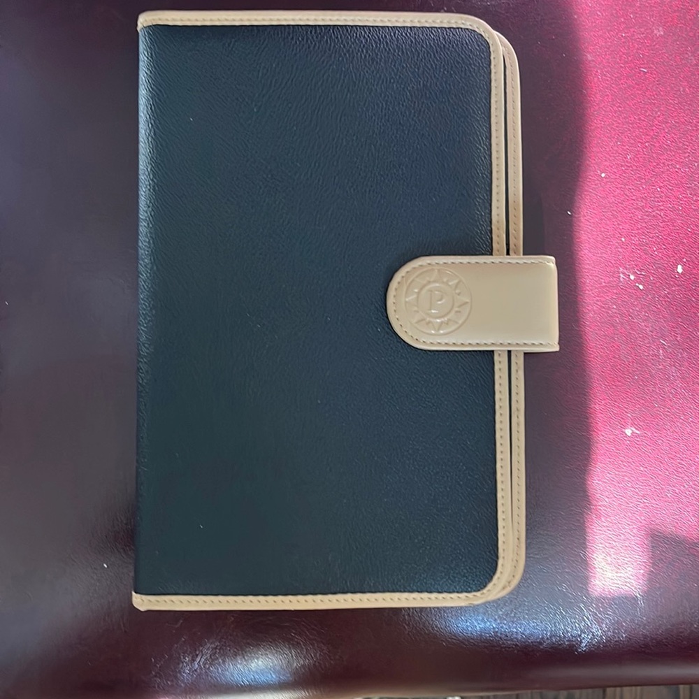 Large wallet